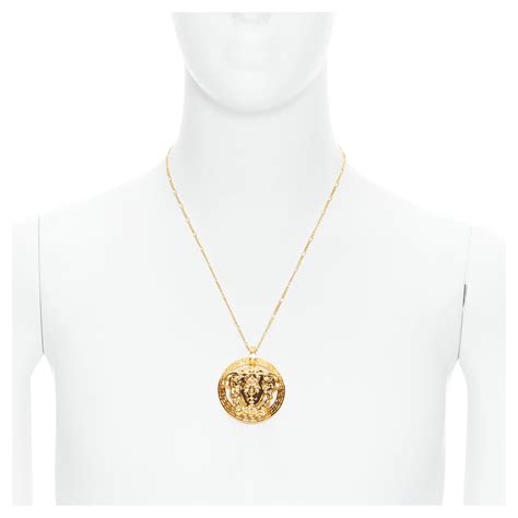 versace halskette mit greca-muster|Versace Medusa Halskette .